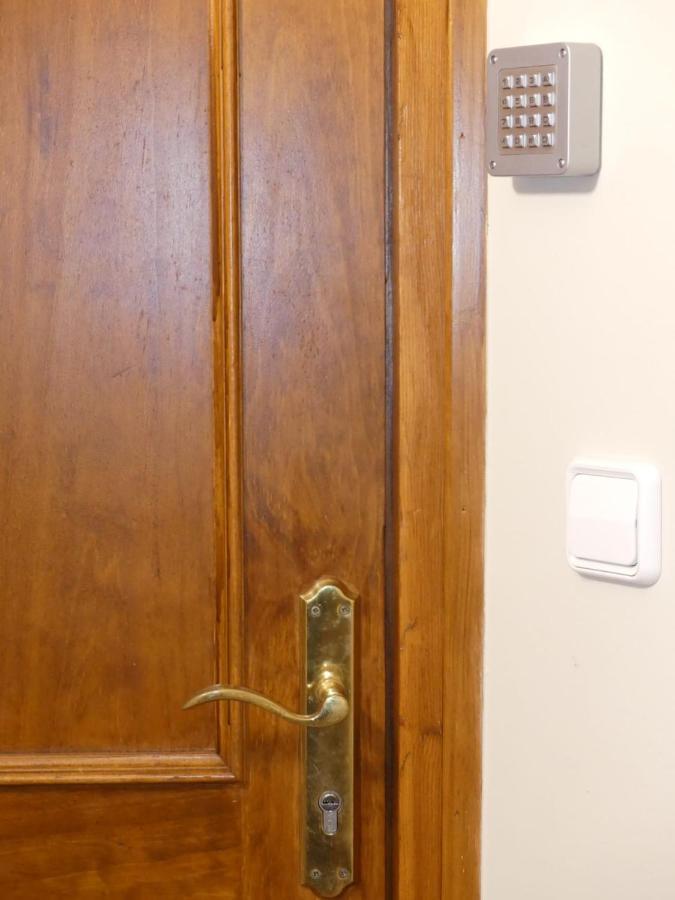 Apartament Encantador Al Centre De Vic Aptgarbi Exteriér fotografie