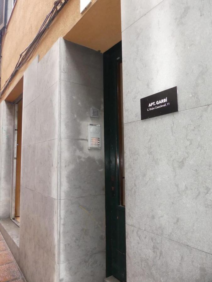 Apartament Encantador Al Centre De Vic Aptgarbi Exteriér fotografie