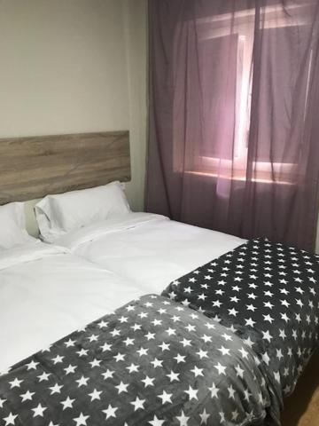 Apartament Encantador Al Centre De Vic Aptgarbi Exteriér fotografie